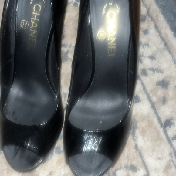 Chanel Peep 👀 toe - Picture 5 of 5